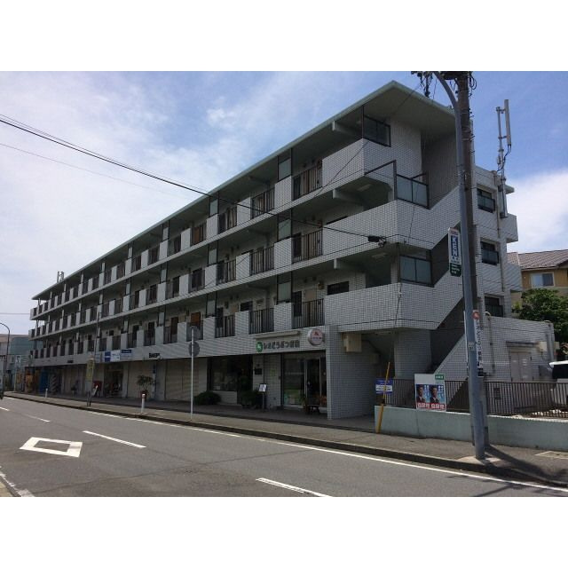 横浜市青葉区若草台の賃貸マンションの外観