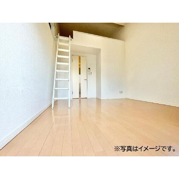 stage本陣(ステージホンジン)　名古屋市賃貸　仲介手数料無料の居間・リビング