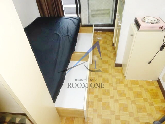 トップルーム目黒の居間・リビング|洋室のお部屋です。