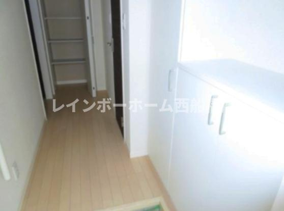ソレイユDの玄関