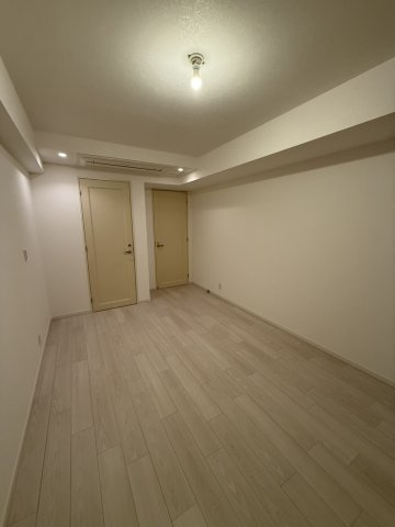 【洋室】 | クラッシィハウス高輪 | 10畳のお部屋はやはり広く感じます。