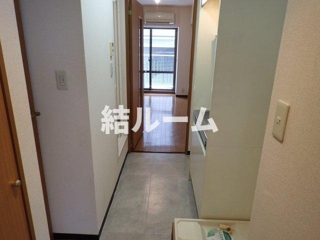 新宿区大久保２丁目の賃貸マンションの玄関