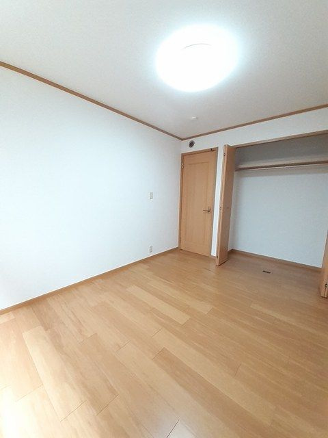 ウィステリアＢの寝室