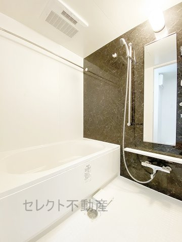 エスカルコートの浴室