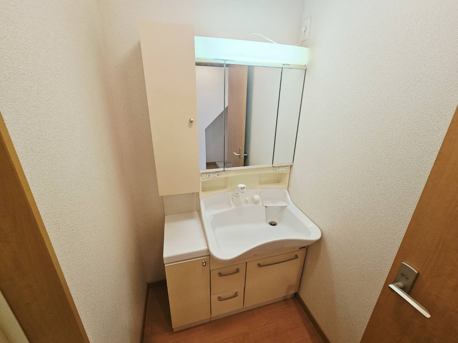 メゾネットYS I Aの独立洗面台