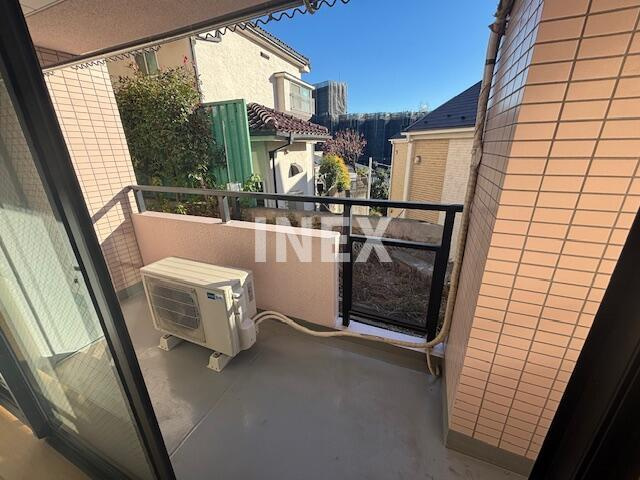 横浜市港北区篠原北２丁目の賃貸マンションのバルコニー