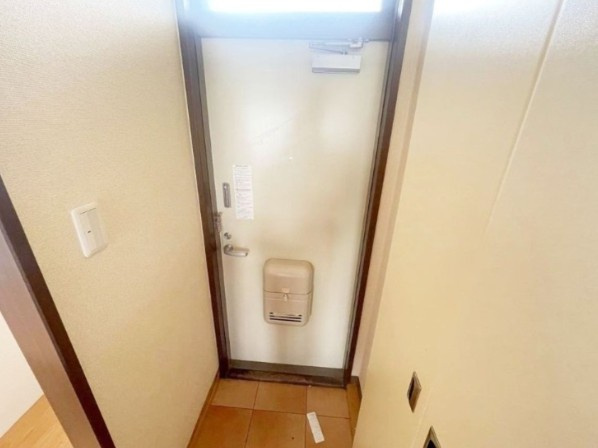 シティハイムサニーハイツの玄関|※別部屋参考写真