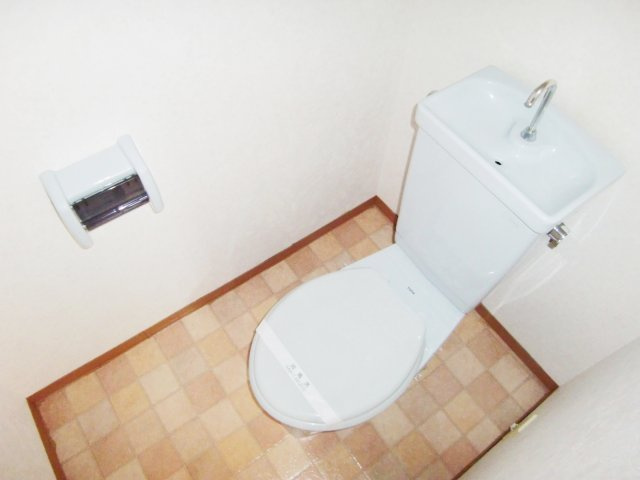 コンフィメゾン中山寺のトイレ
