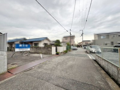 【前面道路含む現地写真】 | 上野町西　売土地 | お客様にとって最良のマイホームが見つかりますよう、イエストアが全力でお手伝いさせていただきます！