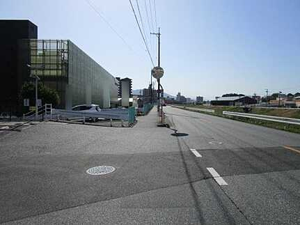 ファミール毘沙門台駅前の周辺