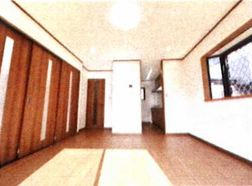 藤沢市亀井野　中古戸建の居間・リビング