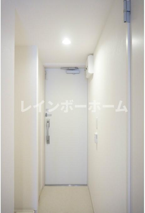 Frontireの玄関