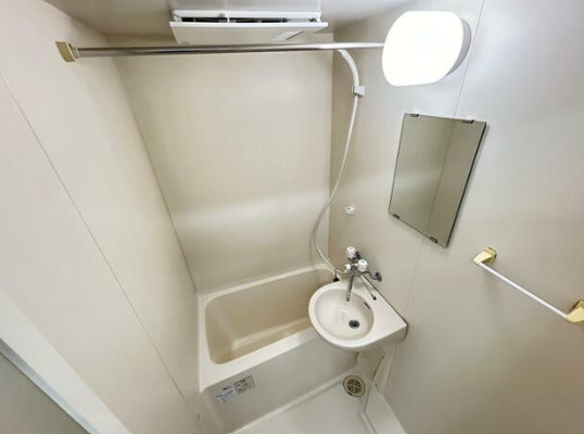 調布市布田４丁目の賃貸マンションの浴室