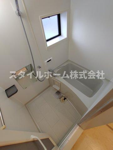 リヴェール後田Aの浴室