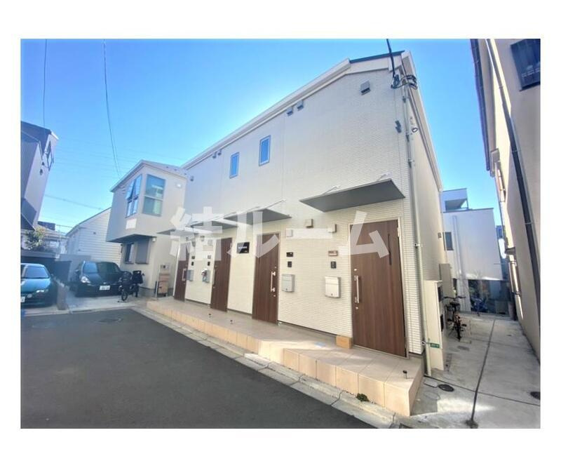中野区野方２丁目の賃貸マンションのエントランス