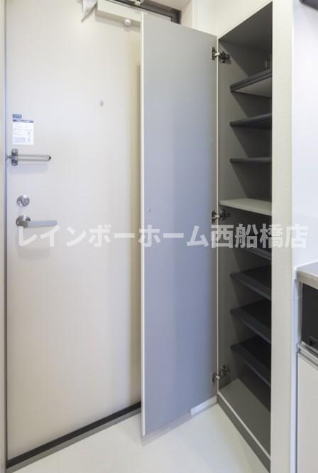 グレイス稲毛の玄関