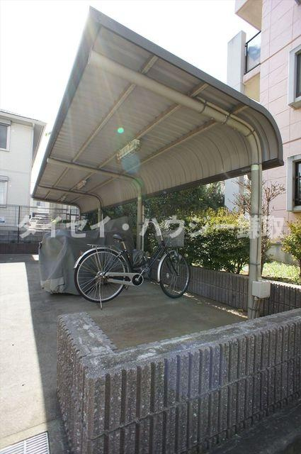 ベルデモールⅡのその他共用部分|入居者専用の駐輪場