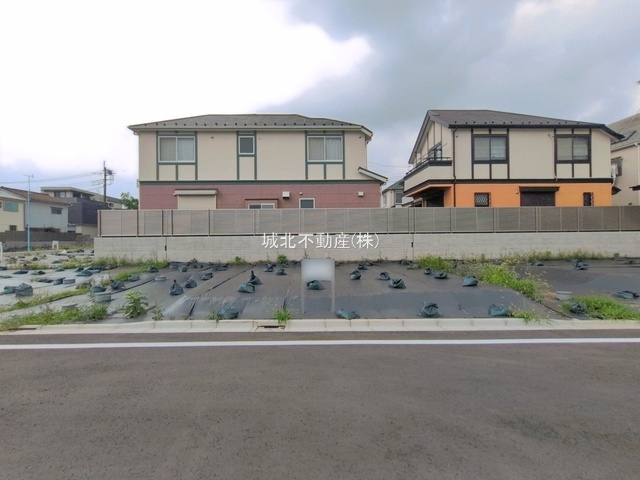 杉並区清水3丁目 全18区画 4号地の外観|土地面積95.00㎡(約28.73坪)
現況更地になります
現地にて土地のボリュームや陽当たりなどご確認ください
建築条件ございません
お好みのハウスメーカーにて建築できます
