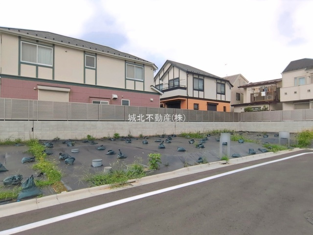 杉並区清水3丁目 全18区画 4号地の前面道路含む現地写真|東側約5.0ｍ道路公道に接道する土地
是非現地にて実際にご見学ください♪♪