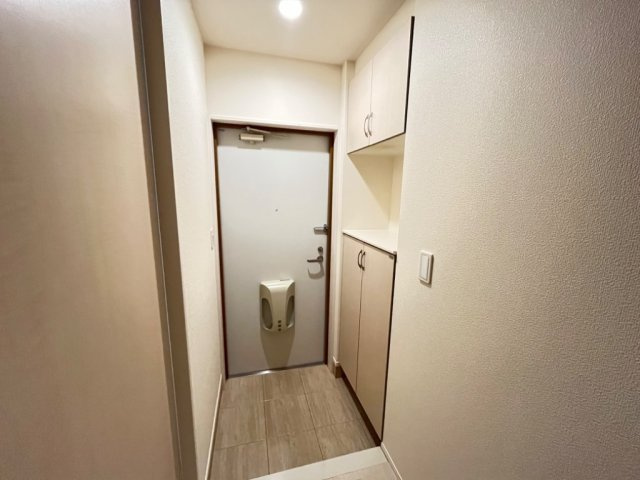 熊本市南区八幡１０丁目のアパートの玄関