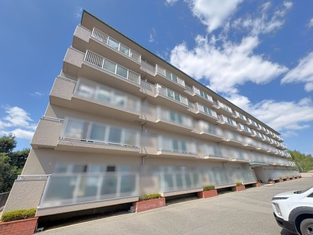 ◆リフォーム済◆橋本駅徒歩２分◆５階建て最上階の南東角住戸の４ＬＤＫ◆メロディーハイム希望ヶ丘の外観|外観