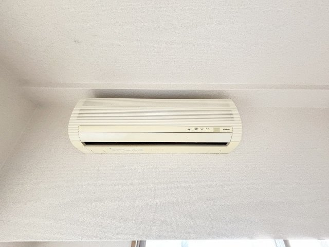 アレルヤの設備