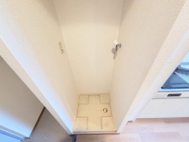 アレルヤの設備
