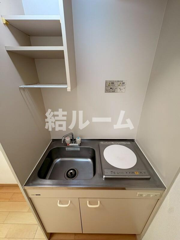 荒川区町屋５丁目のアパートのキッチン
