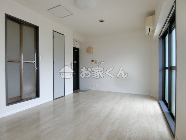 【寝室】 | スパジオ新在家