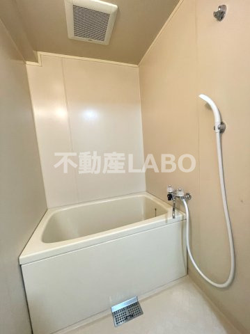 グランソシエ大正の浴室