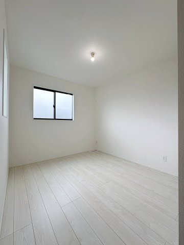 安佐南区伴東8丁目 No.1の洋室|5.25帖の洋室☆