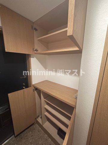 レジネッタ江戸堀の収納