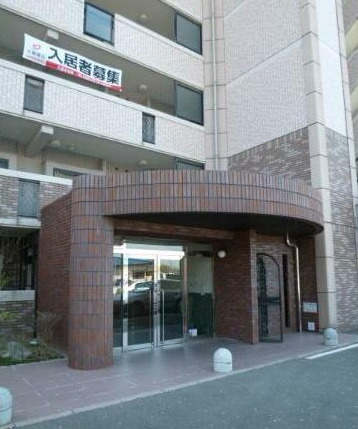 ロイヤルパークマンション【10.000円キャッシュバック対象物件】のエントランス