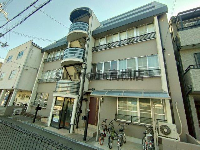 ジェラード高槻ステーションの外観