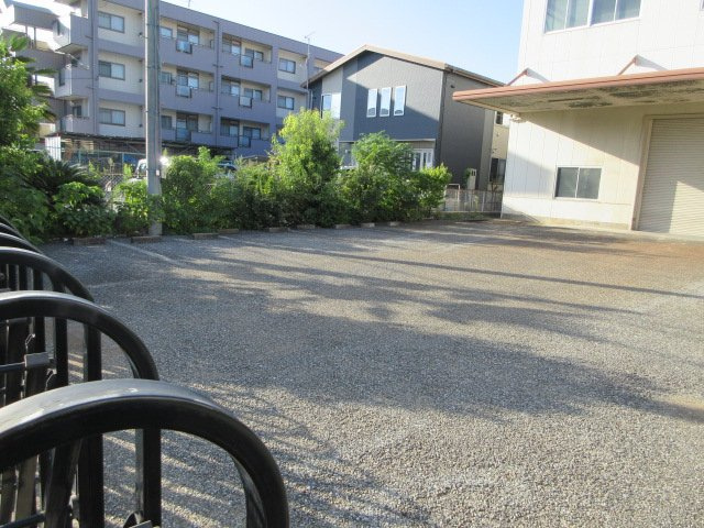 伊丹市北園３丁目の倉庫