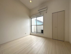 【寝室】 | Escada SOGA