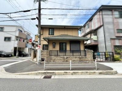 【外観】 | 御崎１丁目　中古戸建 | 南海本線「住吉大社」駅まで徒歩１１分！毎日の通勤や通学に便利です♪忙しい朝や遅い帰宅時にも安心ですね♪