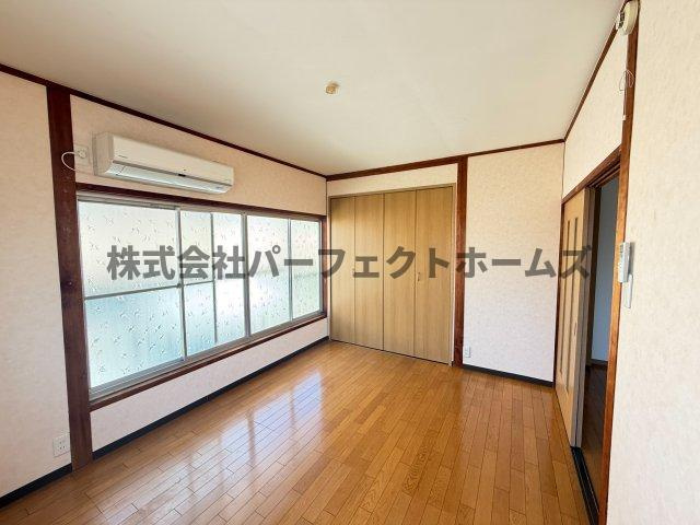 友田ハイツⅡの洋室|個人の部屋や寝室として使える洋室です