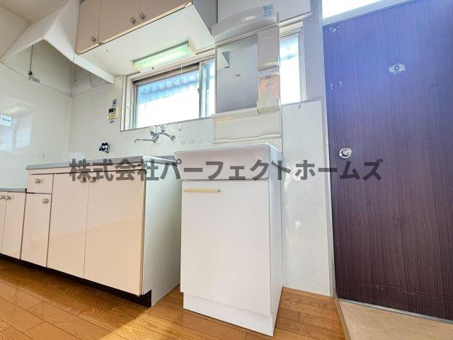 友田ハイツⅡの独立洗面台|朝の身支度には欠かせない独立洗面化粧台