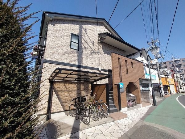 シャインブルーの外観