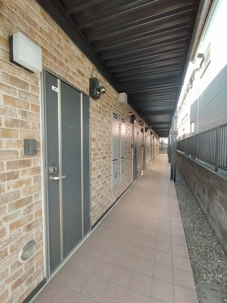 シャインブルーのエントランス