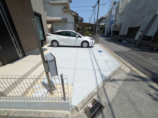【駐車場】