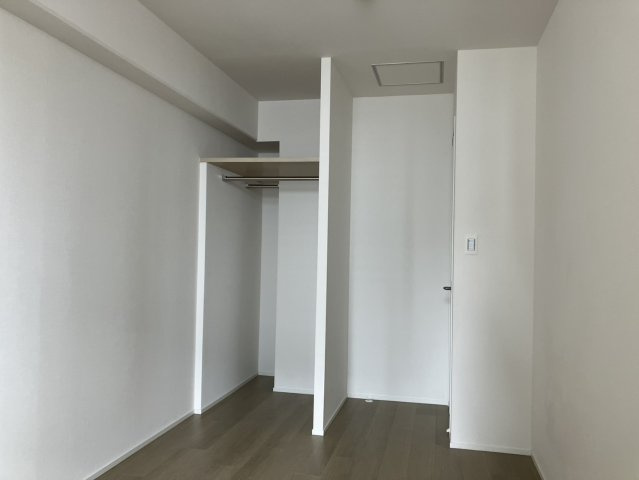 【洋室】 | 晴海アイランドトリトンスクエアビュータワー | 少し細長いお部屋ですが、6.7畳の洋室。