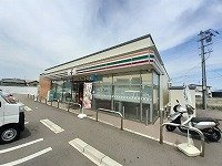 サン　フィオーレ元山Ａの周辺|セブンイレブン上川東店さんまで800m