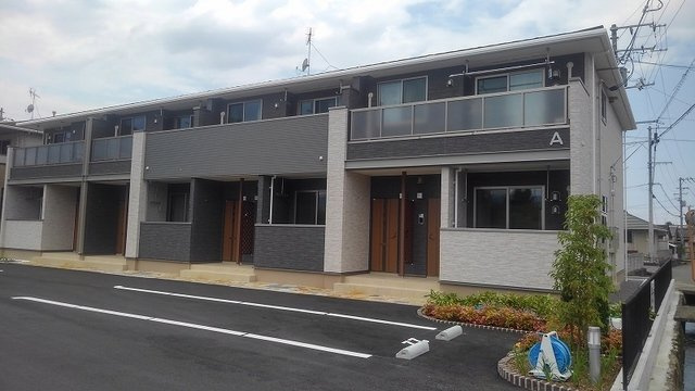 プラシード五條Ａの外観|建物外観を気になさる方へ、見た目の良い物件です