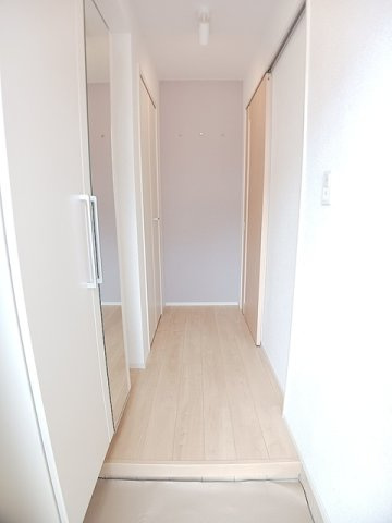 プラシード五條Ａの玄関|きれいな玄関です