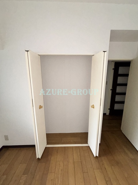 クリオ鴨居壱番館の収納
