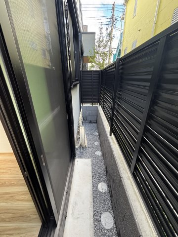 【バルコニー】