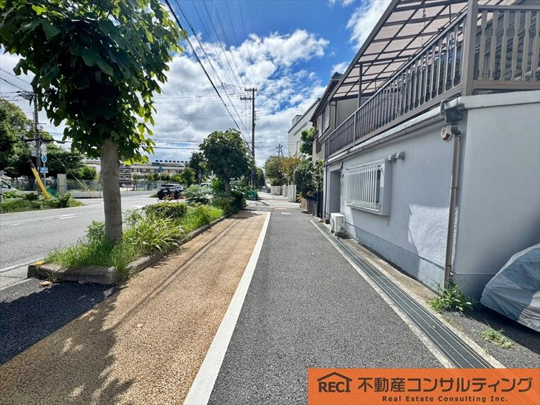 西宮市宮前町　中古戸建の周辺
