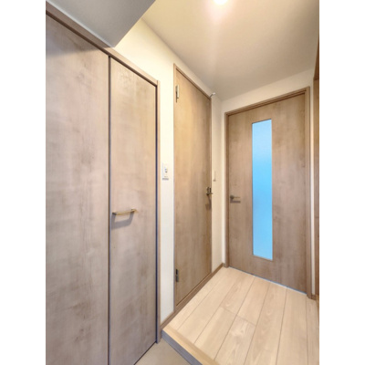 【玄関】 | WISTERIA　SUITE